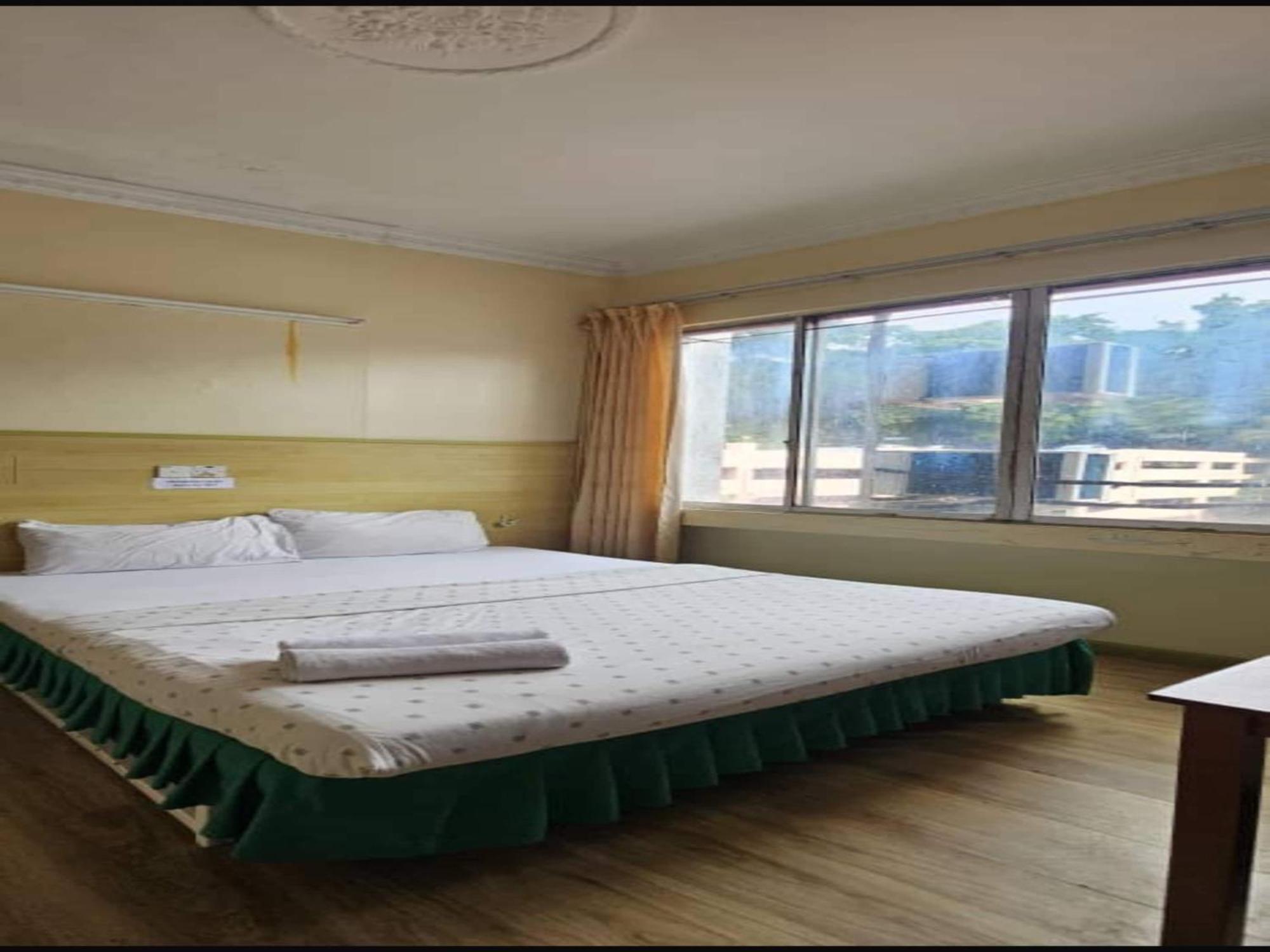 Oyo 90979 Sianglory Inn Kota Kinabalu Ngoại thất bức ảnh