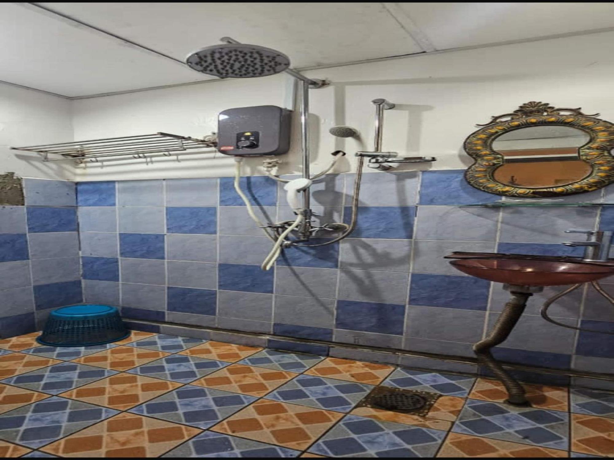 Oyo 90979 Sianglory Inn Kota Kinabalu Ngoại thất bức ảnh