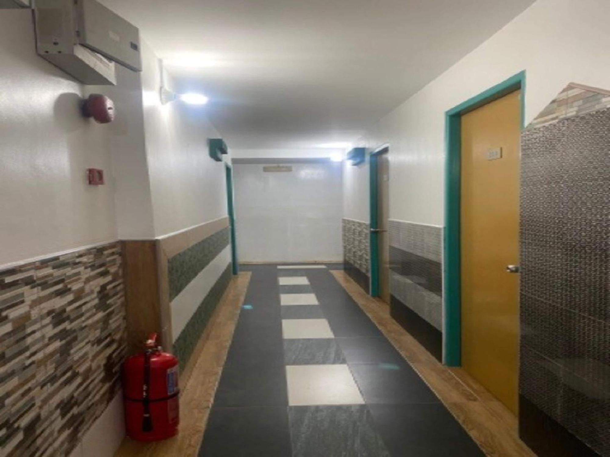 Oyo 90979 Sianglory Inn Kota Kinabalu Ngoại thất bức ảnh